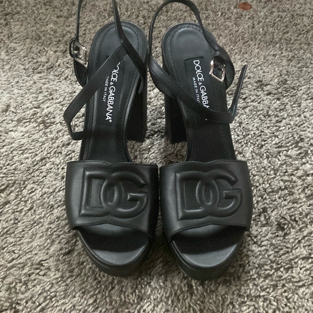 Black DG heels brand new worn once , still looking brand new